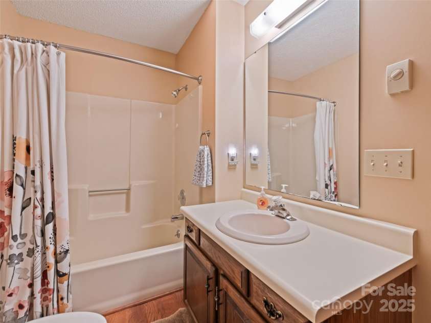 1672 Summit Drive, Maggie Valley, NC 28751.  MLS# CAR4288265, YatesRealty ID 30413. 