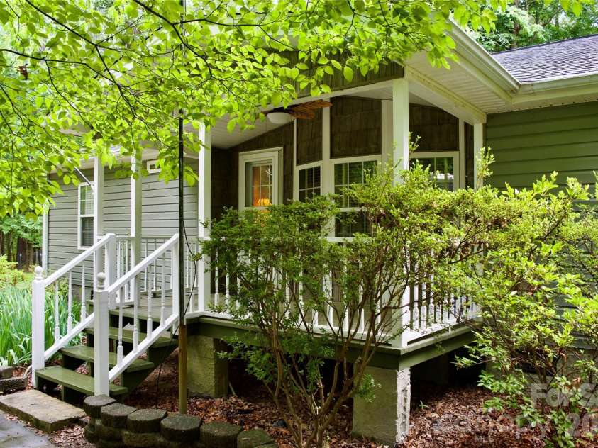 908 Buddys Choice Road, York, SC 29745.  MLS# CAR4381686, YatesRealty ID 30413. Front steps and entrance