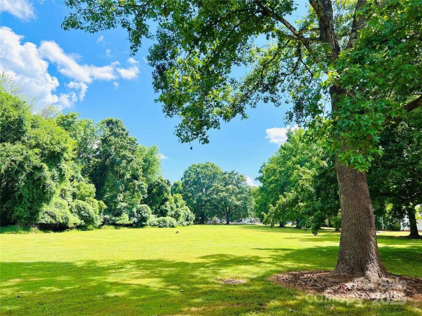 2014 Countrymens Court, Charlotte, NC 28210.  MLS# CAR4286193, YatesRealty ID 30414. View from back!