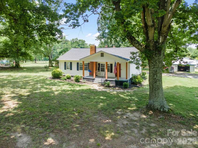 610 Helton Road, Cherryville, NC 28021.  MLS# CAR4400515, YatesRealty ID 30414. 