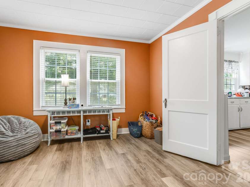 610 Helton Road, Cherryville, NC 28021.  MLS# CAR4400515, YatesRealty ID 30414. 