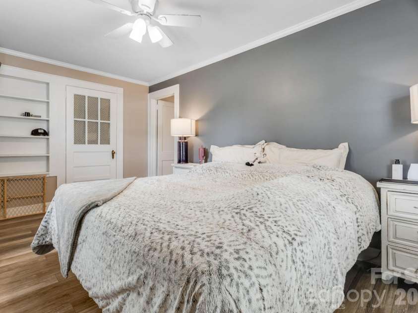 610 Helton Road, Cherryville, NC 28021.  MLS# CAR4400515, YatesRealty ID 30414. 