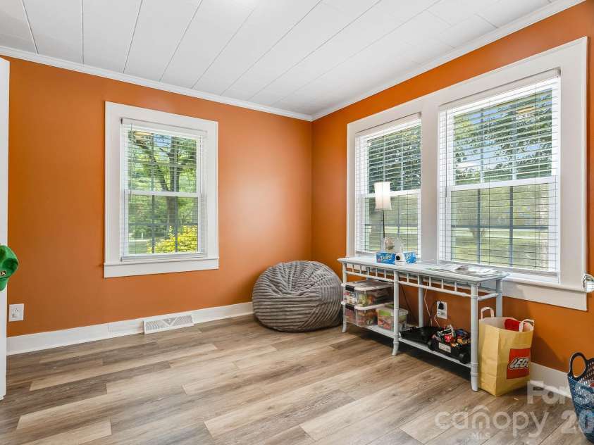 610 Helton Road, Cherryville, NC 28021.  MLS# CAR4400515, YatesRealty ID 30414. 