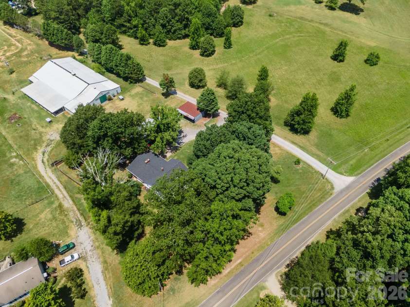610 Helton Road, Cherryville, NC 28021.  MLS# CAR4400515, YatesRealty ID 30414. 