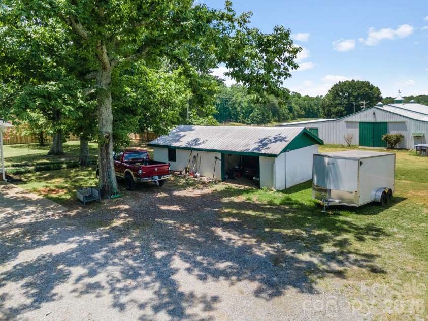 610 Helton Road, Cherryville, NC 28021.  MLS# CAR4400515, YatesRealty ID 30414. 