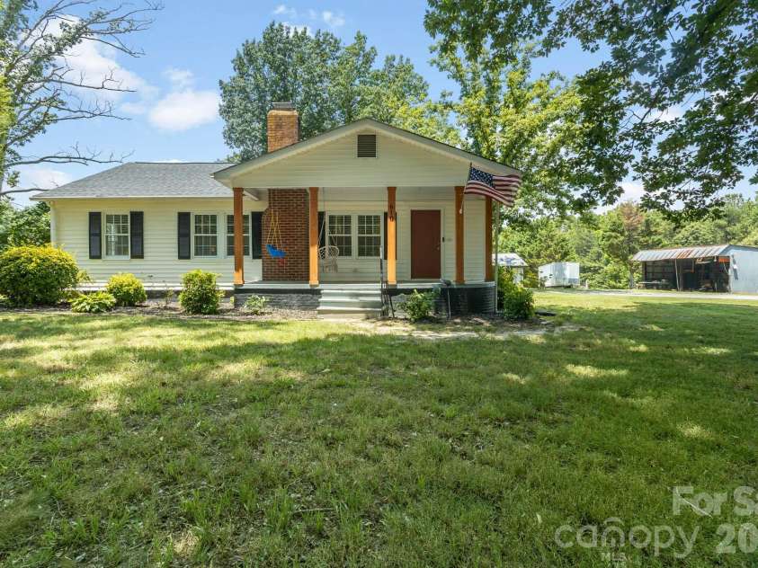 610 Helton Road, Cherryville, NC 28021.  MLS# CAR4400515, YatesRealty ID 30414. 