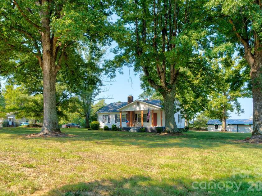 610 Helton Road, Cherryville, NC 28021.  MLS# CAR4427213, YatesRealty ID 30414. 