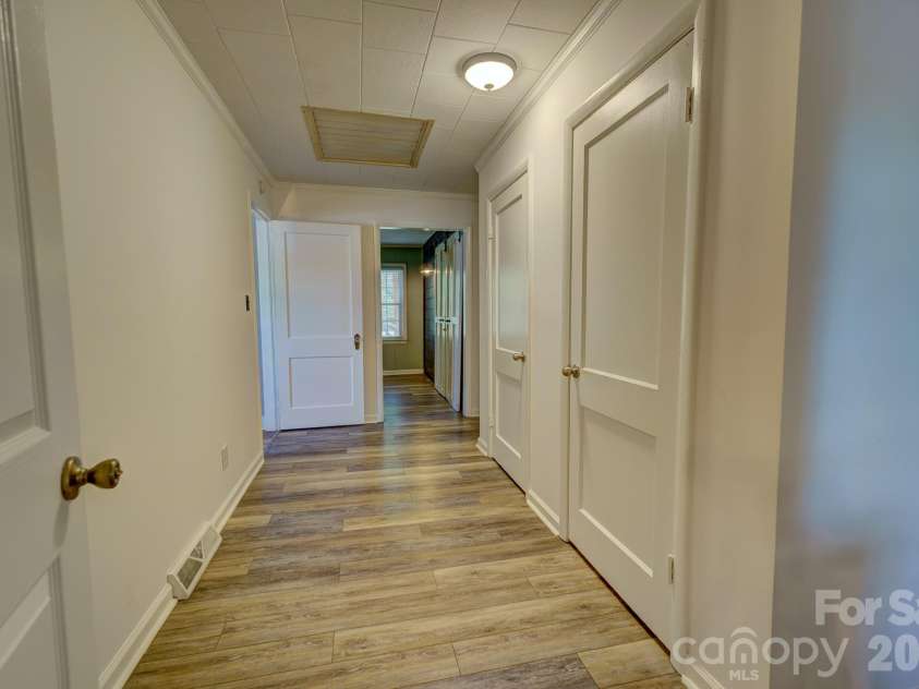 610 Helton Road, Cherryville, NC 28021.  MLS# CAR4427213, YatesRealty ID 30414. 
