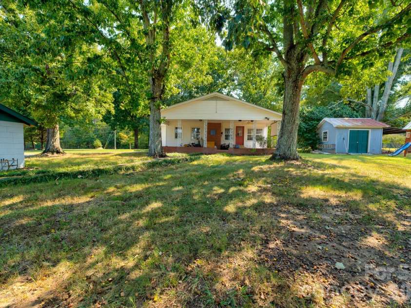 610 Helton Road, Cherryville, NC 28021.  MLS# CAR4427213, YatesRealty ID 30414. 