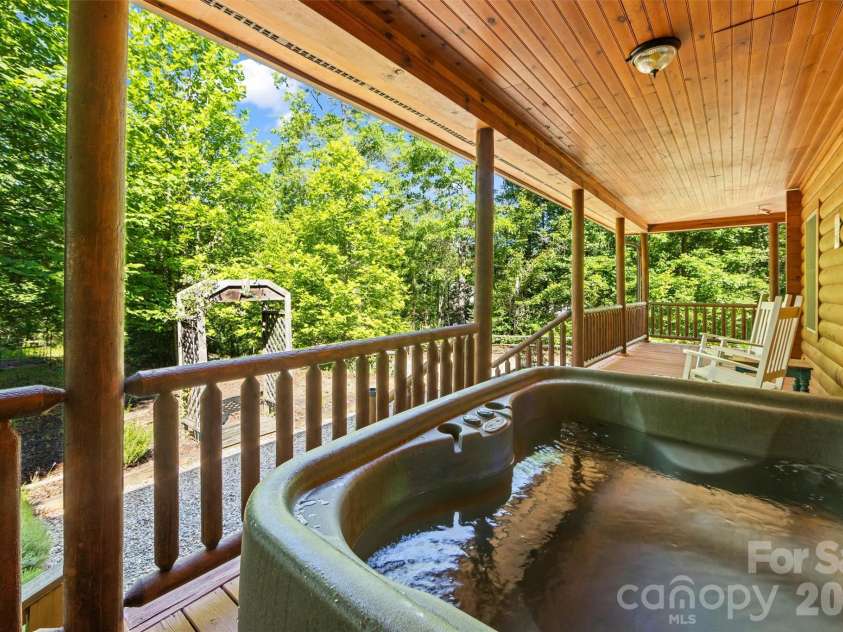 128 Hummingbird Lane, Almond, NC 28702.  MLS# CAR4390672, YatesRealty ID 30416. 