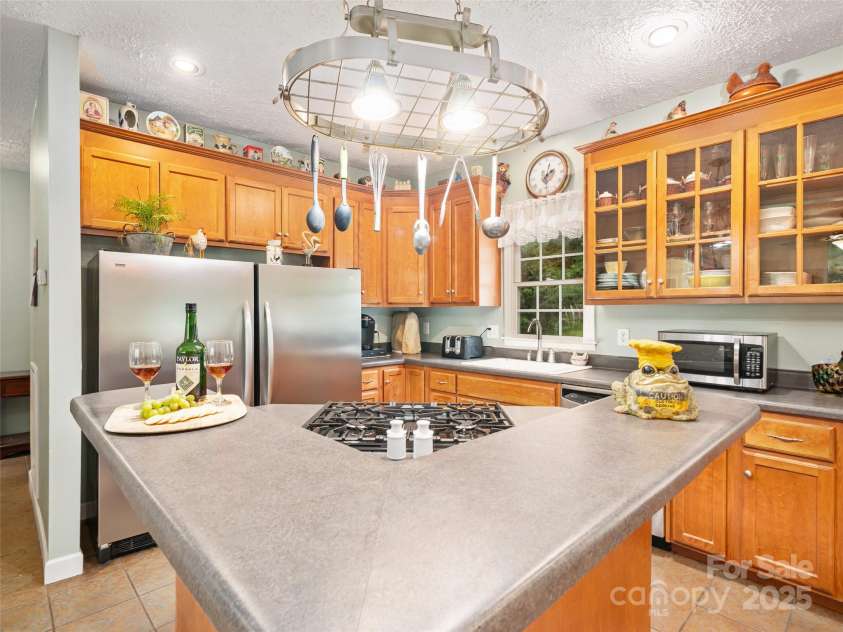 2216 Beans Creek Road, Bakersville, NC 28705.  MLS# CAR4289510, YatesRealty ID 30416. 