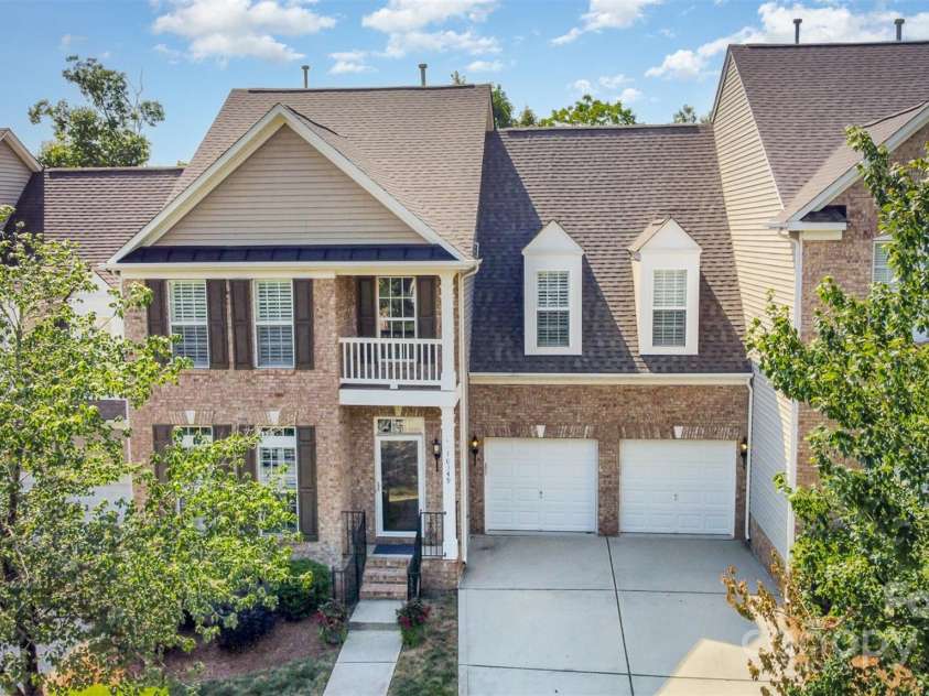 10349 Linksland Drive, Huntersville, NC 28078.  MLS# CAR4224552, YatesRealty ID 30417. 