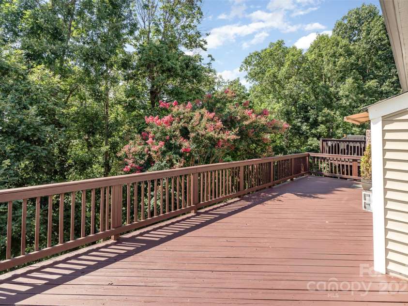 10349 Linksland Drive, Huntersville, NC 28078.  MLS# CAR4224552, YatesRealty ID 30417. 