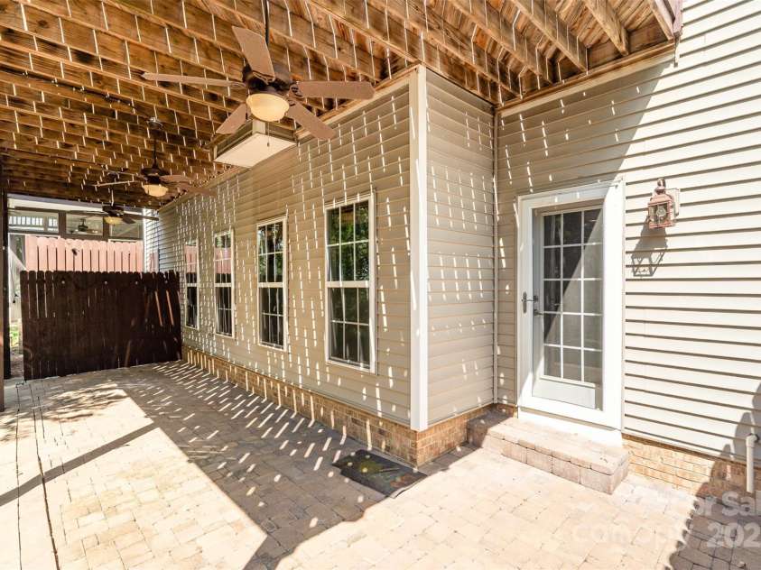 10349 Linksland Drive, Huntersville, NC 28078.  MLS# CAR4224552, YatesRealty ID 30417. 