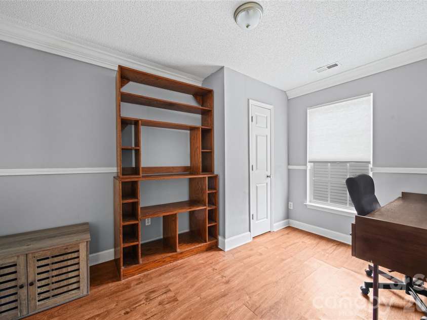 1309 Winding Branch Court, Charlotte, NC 28216.  MLS# CAR4383766, YatesRealty ID 30417. 