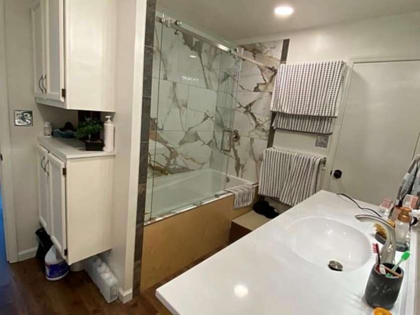 6042 Heavner Road, Vale, NC 28168.  MLS# CAR4393236, YatesRealty ID 30419. Primary Master Bath