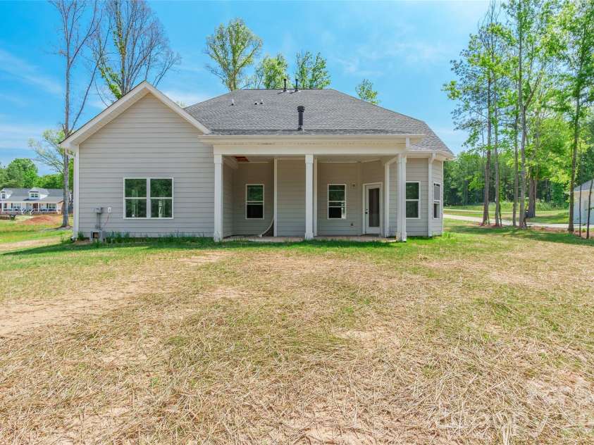 227 Heartland Drive, Rock Hill, SC 29732.  MLS# CAR4386282, YatesRealty ID 3042. 