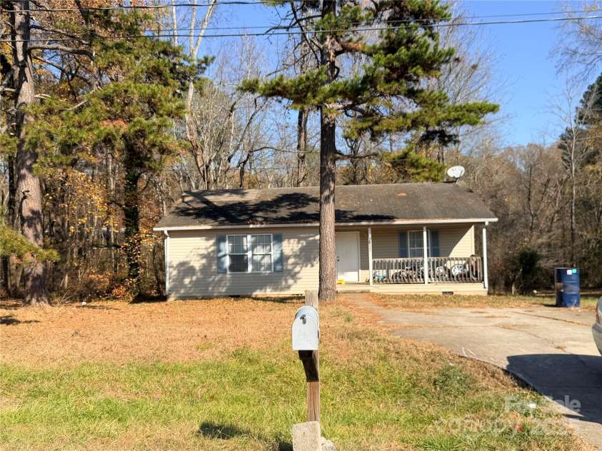 2622 Old Wilkesboro Road, Salisbury, NC 28144.  MLS# CAR4322892, YatesRealty ID 3042. 