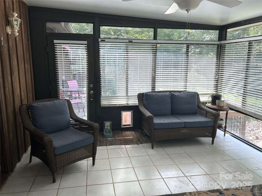 124 Blue Ridge Drive, Rutherfordton, NC 28139.  MLS# CAR4279843, YatesRealty ID 30420. 