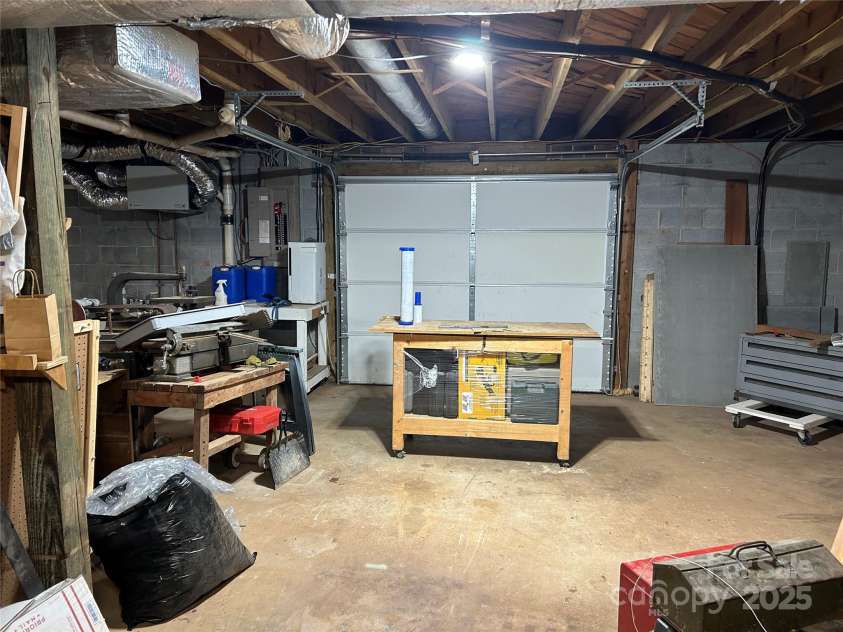 124 Blue Ridge Drive, Rutherfordton, NC 28139.  MLS# CAR4279843, YatesRealty ID 30420. 