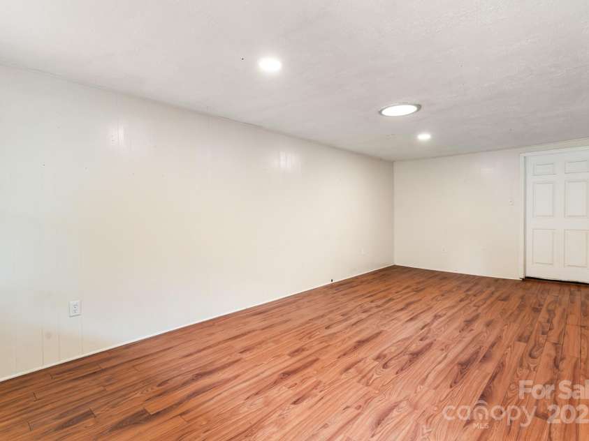 1 Eastcrest Drive, Fairview, NC 28730.  MLS# CAR4281826, YatesRealty ID 30421. Bonus space