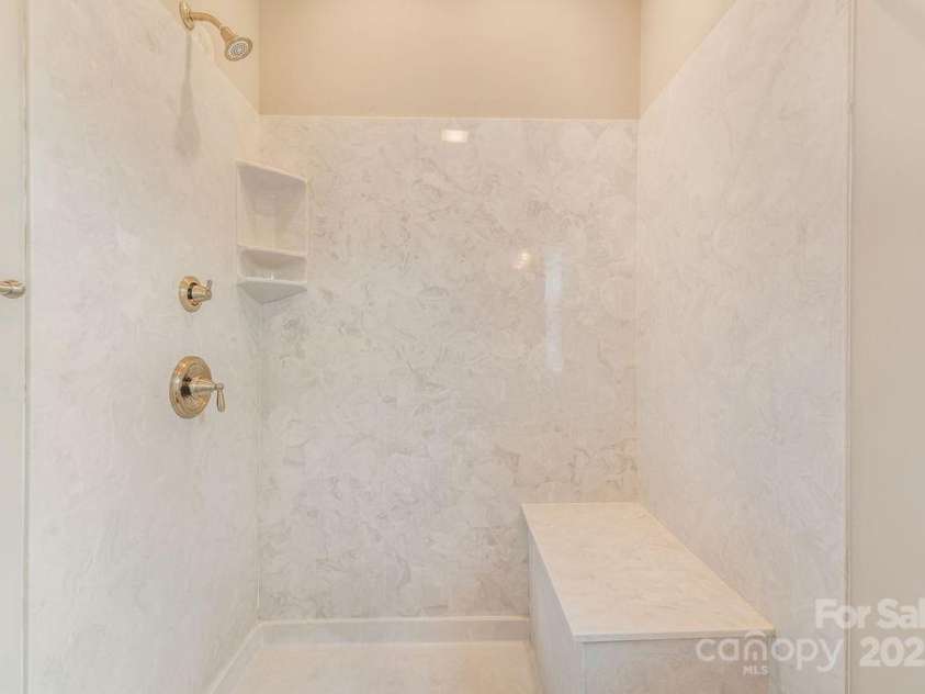 11 May Street, Asheville, NC 28803.  MLS# CAR4276379, YatesRealty ID 30422. 