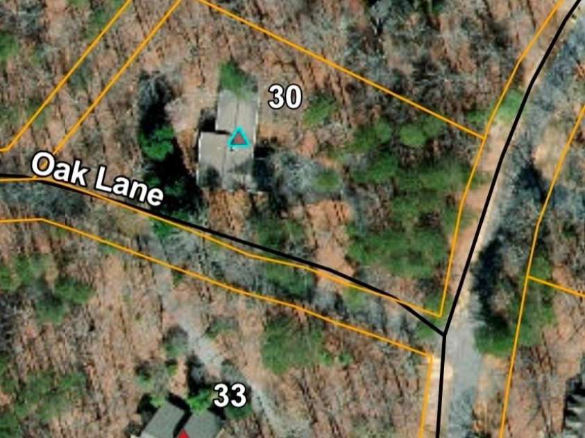 30 Oak Lane, Columbus, NC 28722.  MLS# CAR4392545, YatesRealty ID 30422. 