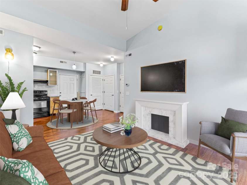 125 Clingman Avenue, Asheville, NC 28801.  MLS# CAR4264177, YatesRealty ID 30423. Virtually Staged Photo