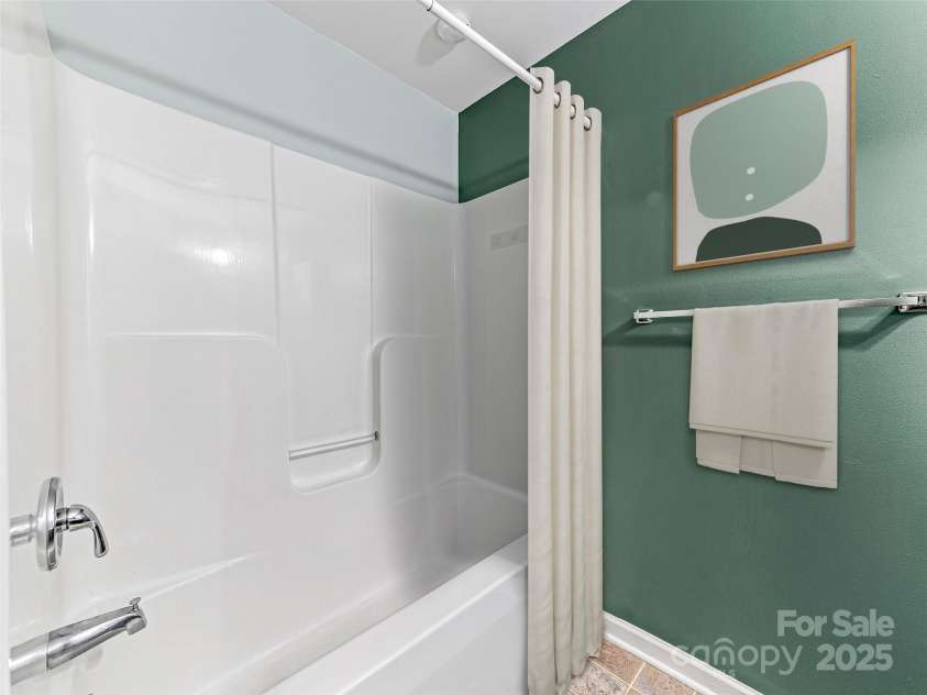 125 Clingman Avenue, Asheville, NC 28801.  MLS# CAR4264177, YatesRealty ID 30423. Virtually Staged Photo