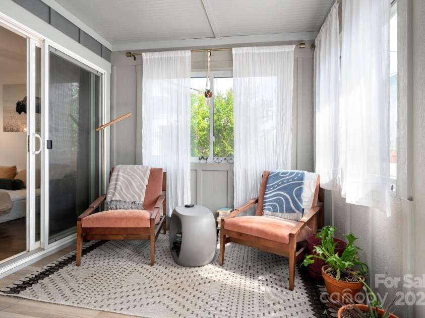 30 Greenwood Fields Drive, Asheville, NC 28804.  MLS# CAR4284220, YatesRealty ID 30424. Rear Sunroom