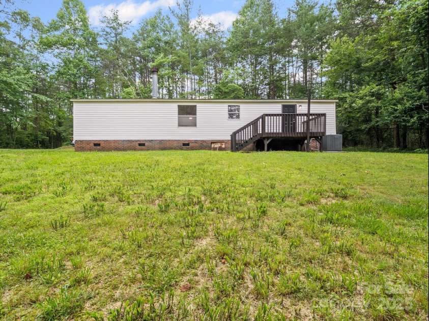 2270 Hartland Forest Drive, Morganton, NC 28655.  MLS# CAR4273300, YatesRealty ID 30426. 