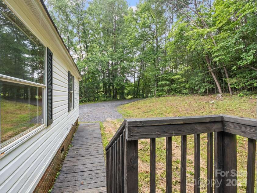 2270 Hartland Forest Drive, Morganton, NC 28655.  MLS# CAR4273300, YatesRealty ID 30426. 