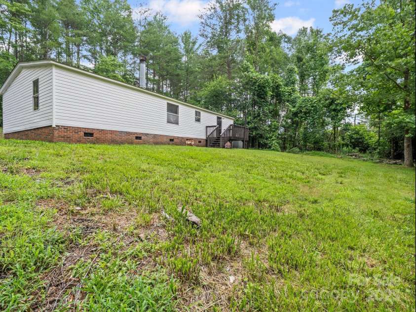 2270 Hartland Forest Drive, Morganton, NC 28655.  MLS# CAR4273300, YatesRealty ID 30426. 