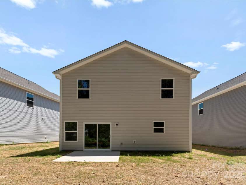 1137 Thayer Glen Court, Charlotte, NC 28213.  MLS# CAR4289215, YatesRealty ID 30427. 