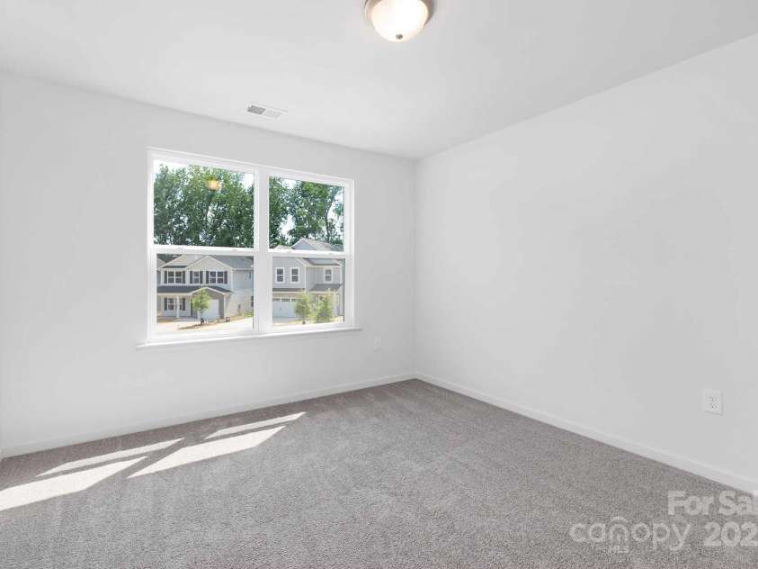 1137 Thayer Glen Court, Charlotte, NC 28213.  MLS# CAR4289215, YatesRealty ID 30427. Representation