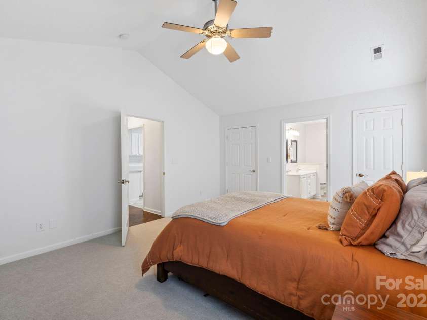 30 Morning Mist Road, Fletcher, NC 28732.  MLS# CAR4279362, YatesRealty ID 30428. 