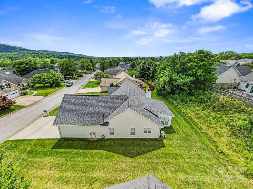 30 Morning Mist Road, Fletcher, NC 28732.  MLS# CAR4279362, YatesRealty ID 30428. 