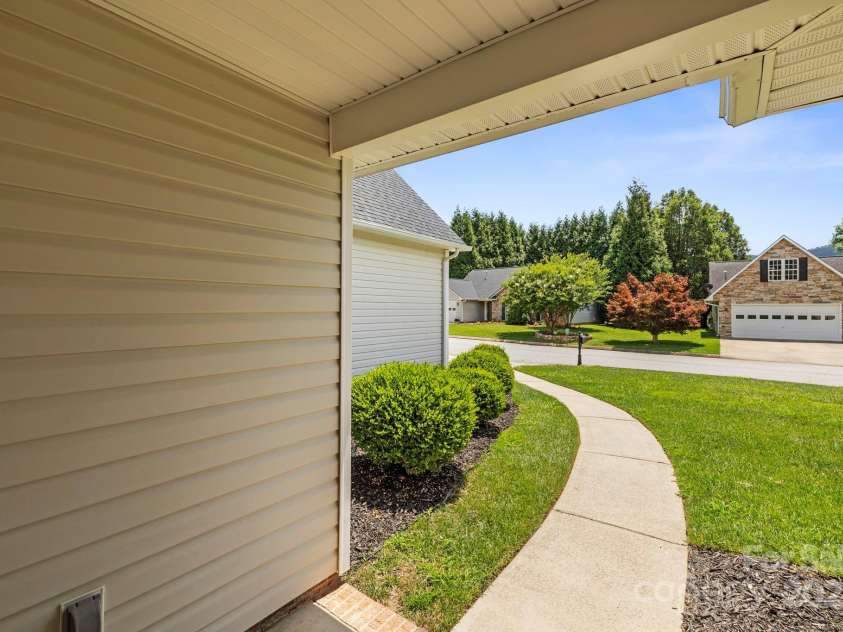 30 Morning Mist Road, Fletcher, NC 28732.  MLS# CAR4279362, YatesRealty ID 30428. Front porch