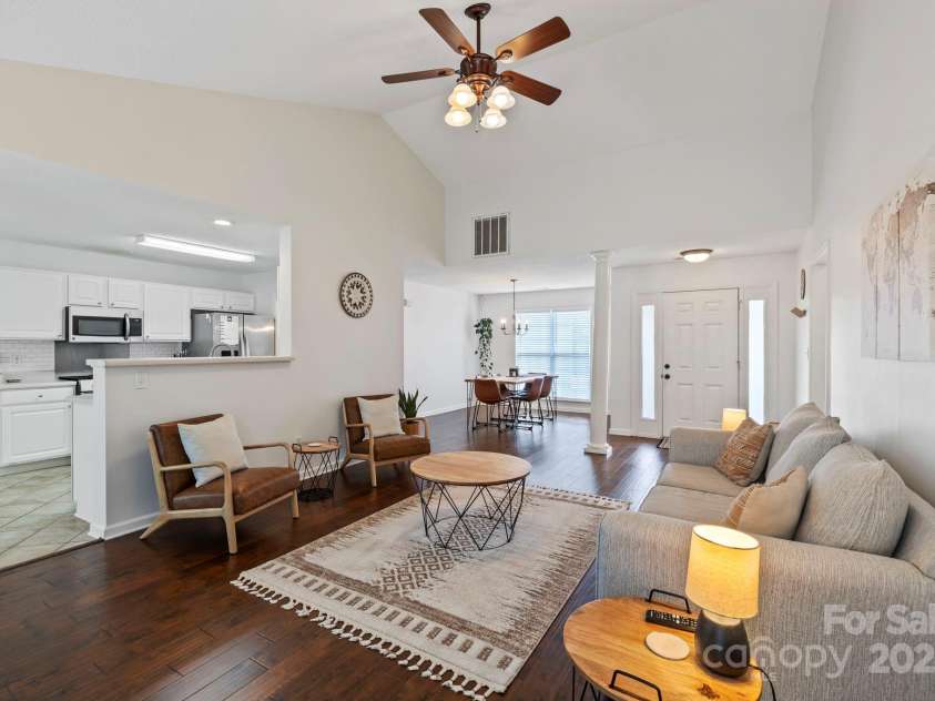 30 Morning Mist Road, Fletcher, NC 28732.  MLS# CAR4279362, YatesRealty ID 30428. Lots of natural light