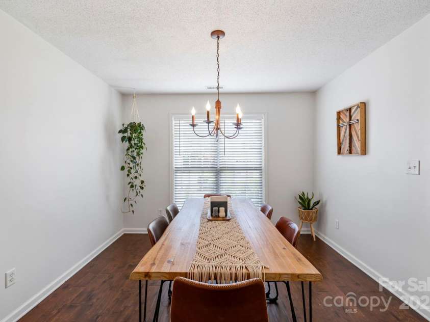 30 Morning Mist Road, Fletcher, NC 28732.  MLS# CAR4279362, YatesRealty ID 30428. Spacious dining area