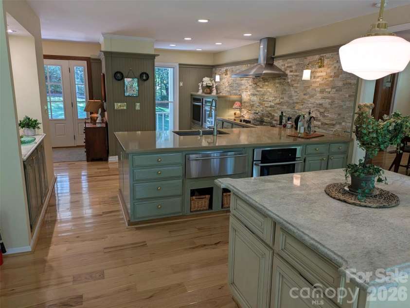 675 Fox Run Lane, Tryon, NC 28782.  MLS# CAR4386528, YatesRealty ID 30428. 