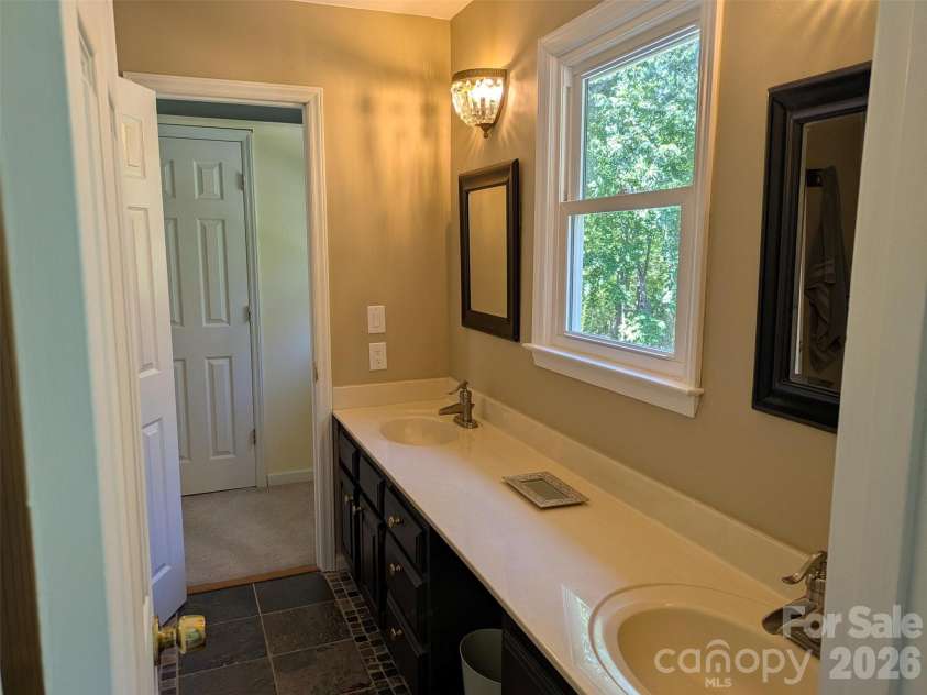 675 Fox Run Lane, Tryon, NC 28782.  MLS# CAR4386528, YatesRealty ID 30428. 
