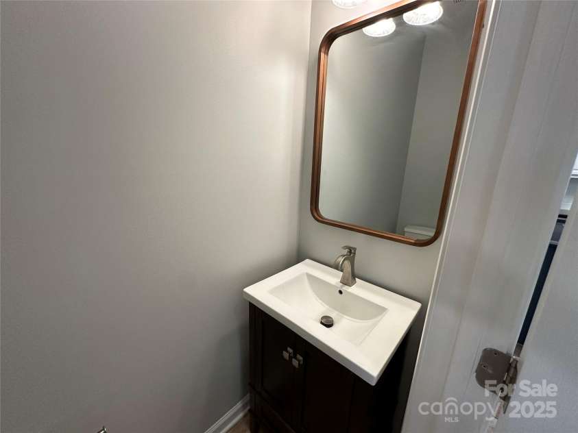 2260 Bilverlor Court, Mount Pleasant, NC 28124.  MLS# CAR4288027, YatesRealty ID 30429. Upgraded 1/2 Bath