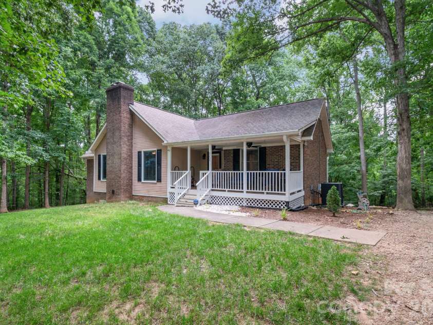 9205 Richardson King Road, Waxhaw, NC 28173.  MLS# CAR4392497, YatesRealty ID 30429. 