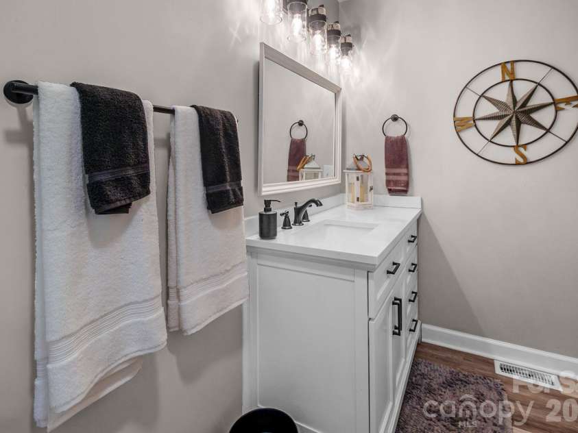 9205 Richardson King Road, Waxhaw, NC 28173.  MLS# CAR4392497, YatesRealty ID 30429. 