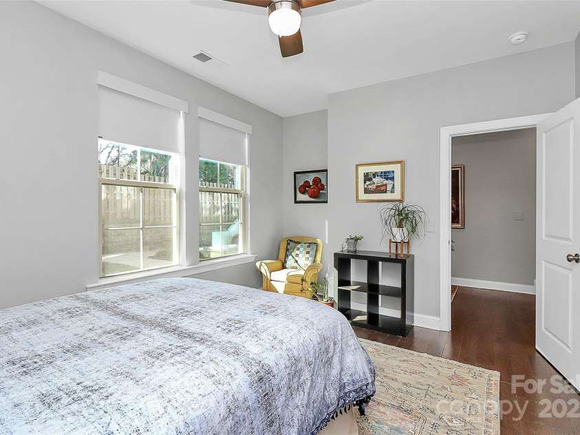 1244 Madison Towns Lane, Charlotte, NC 28209.  MLS# CAR4224877, YatesRealty ID 3043. 