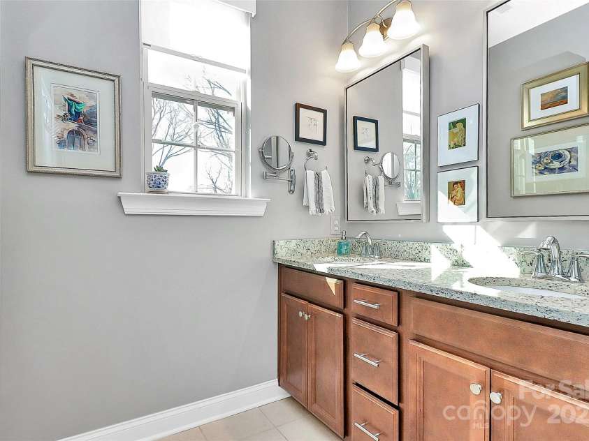 1244 Madison Towns Lane, Charlotte, NC 28209.  MLS# CAR4224877, YatesRealty ID 3043. 