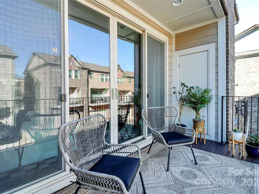 1244 Madison Towns Lane, Charlotte, NC 28209.  MLS# CAR4224877, YatesRealty ID 3043. 