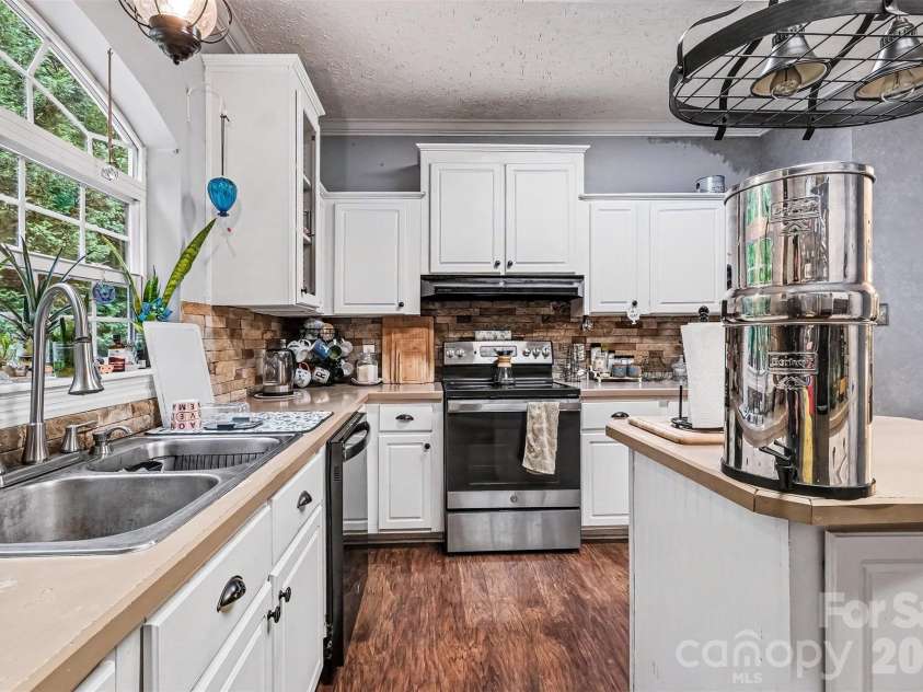 5879 Gold Hill Road, Gold Hill, NC 28071.  MLS# CAR4386710, YatesRealty ID 30430. 
