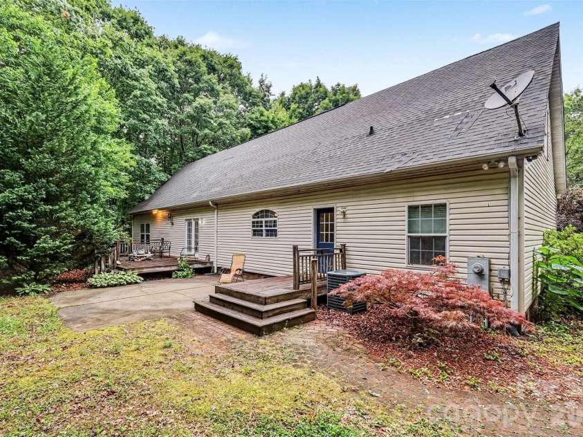 5879 Gold Hill Road, Gold Hill, NC 28071.  MLS# CAR4386710, YatesRealty ID 30430. 
